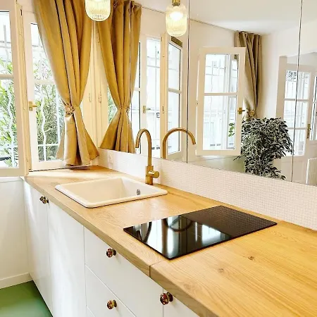 شقة Petite Maison A La Tour Eiffel باريس